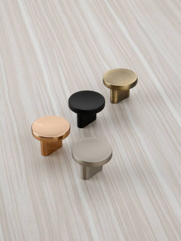Shapes Knob For Drawers and Cabinet 212