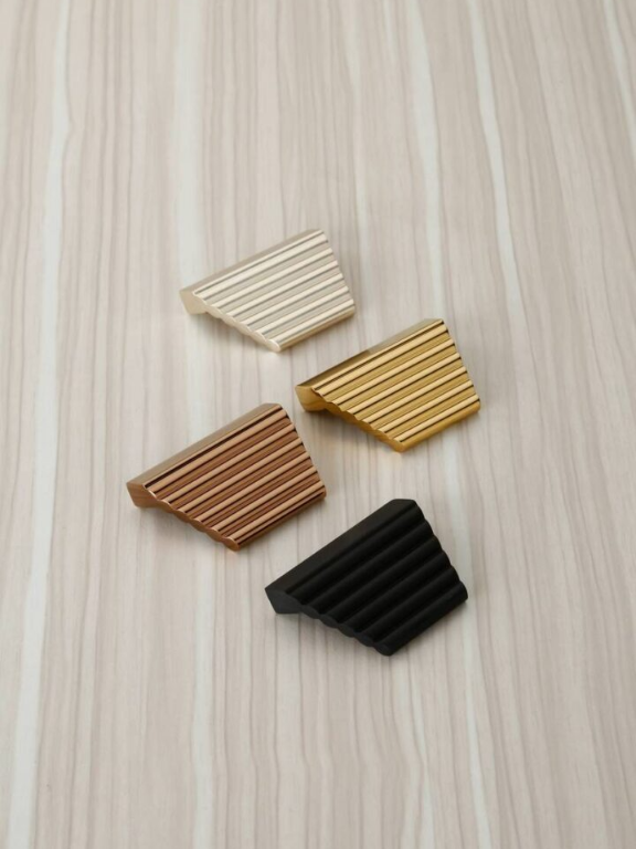 Shapes Knob For Drawers and Cabinets 706