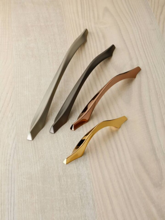Shapes Wardrobe Handle 117