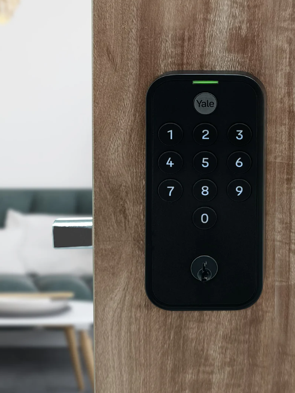 Yale TYE Digital Lock, Satin Nickel Finish, with PIN and Manual Key